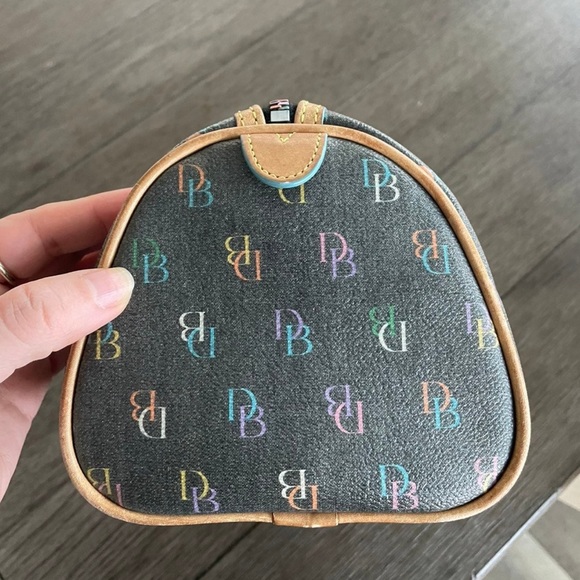 DOONEY AND BOURKE - vintage barrel bag - Picture 3 of 10